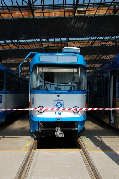 950